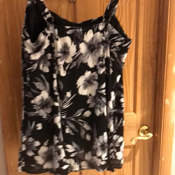 Swim - Picture 2 of 4